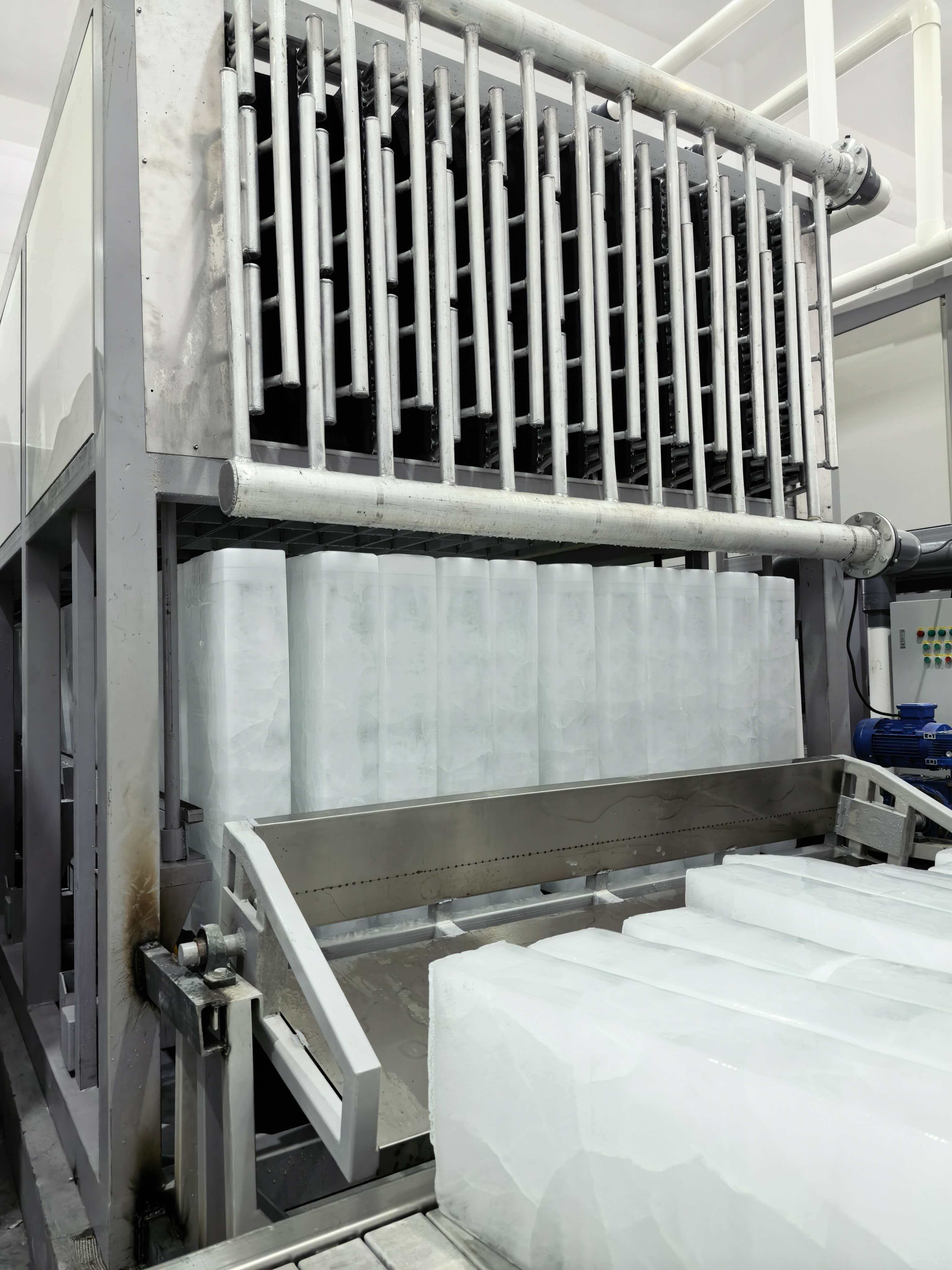 制冰机块冰机常见故障排除方法及清洗保养步骤